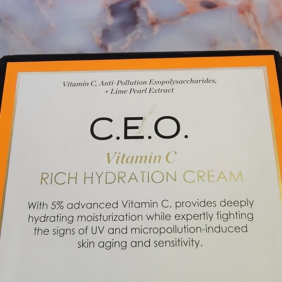 Sunday Riley C.E.O. Vitamin C Rich Hydration Cream 1.7oz in Box - Picture 7 of 9